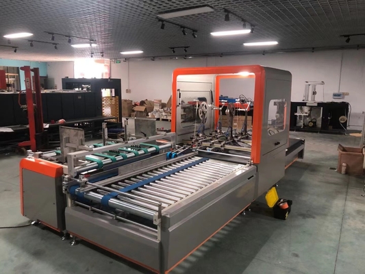 Ζαρωμένη ταχύτητα 18KW μηχανών 100m/Min Gluer φακέλλων κιβωτίων αυτόματη