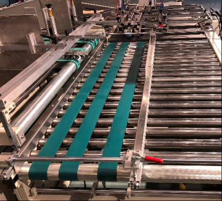 Ζαρωμένη ταχύτητα 18KW μηχανών 100m/Min Gluer φακέλλων κιβωτίων αυτόματη